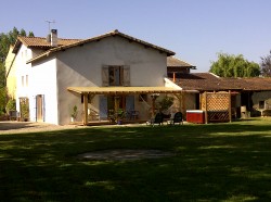Le Gîte Ferme de Salset pour la location de gîte et chambre d'hôtes à la ferme en Ariège 09